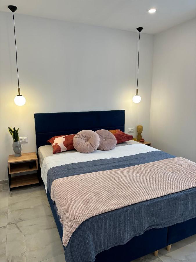 Olive View Apartment Brela Esterno foto