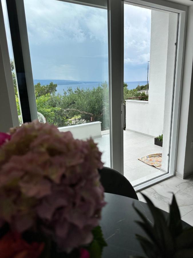 Olive View Apartment Brela Esterno foto